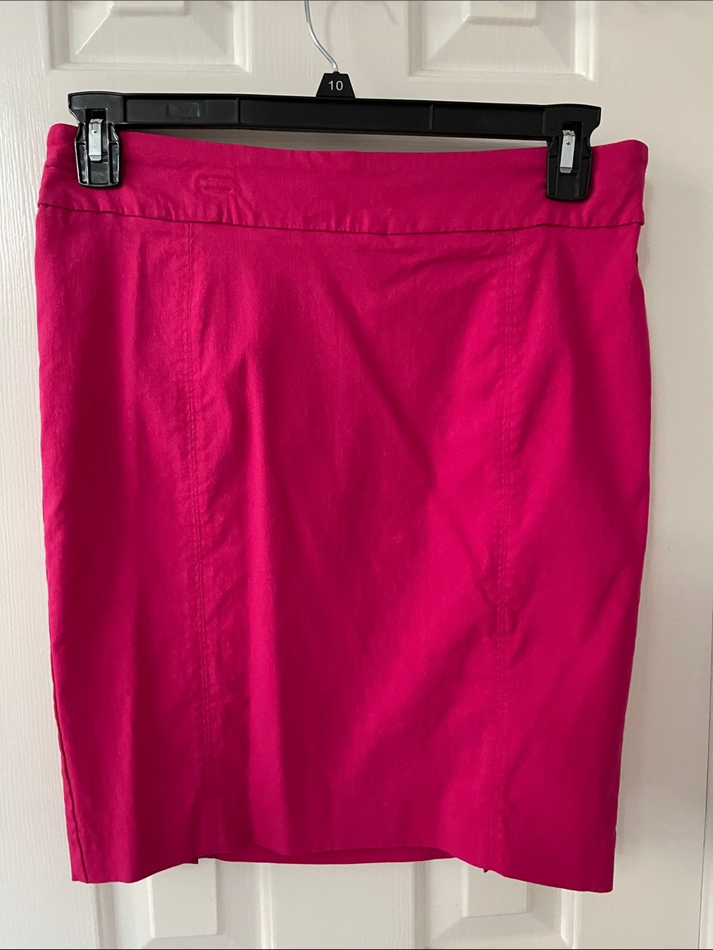 Attyre Hot Pink Pencil Skirt